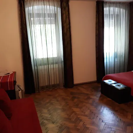 Casa Matei 3* Брашов